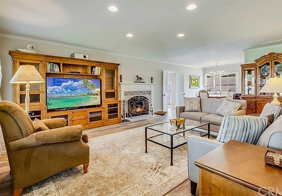 5th image of 6 Sorrel Ln
