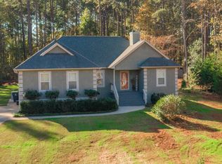 461 Strathmore Dr, Sharpsburg, GA 30277