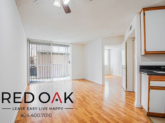 2nd image of 4433 1/4 Eagle Rock Blvd #115