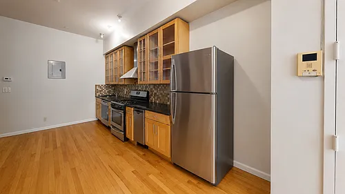 16 Goodwin Pl #1F Photo 1