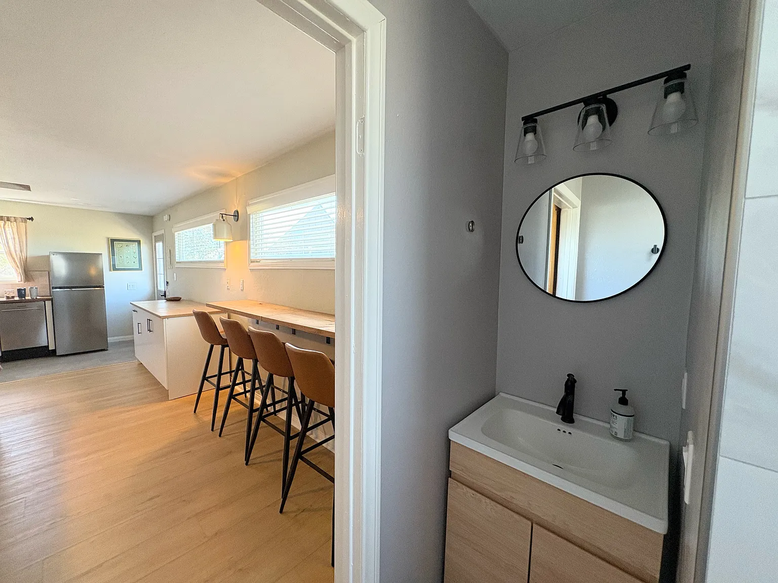 Studio, 650 sqft, $1,950 — Photo 4