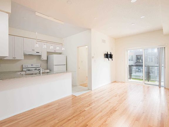 4th image of 236 Vivant St