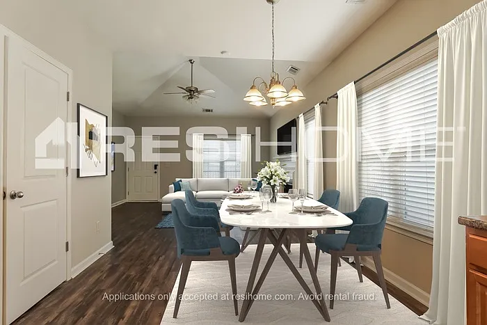 102 Rockbrook Ln — Photo 5