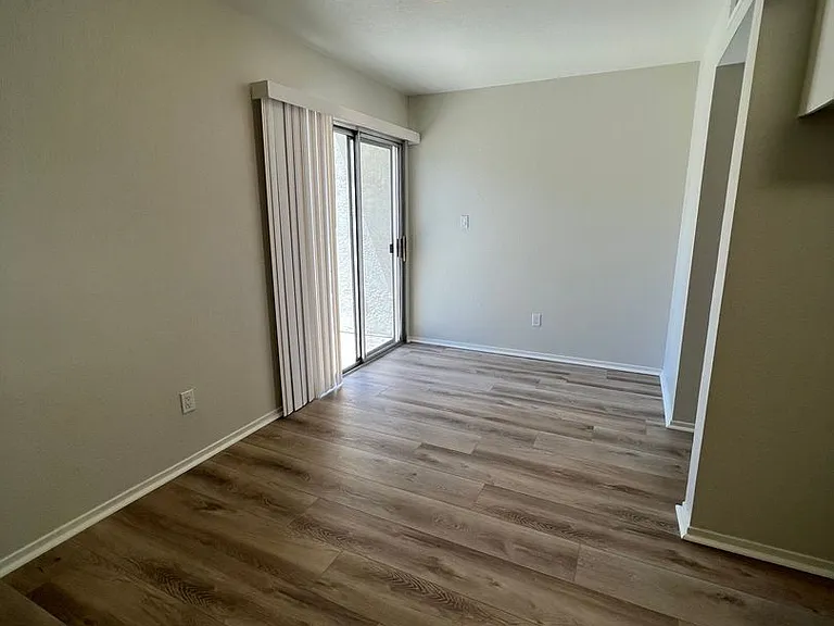 9905 El Camino Real — Photo 5