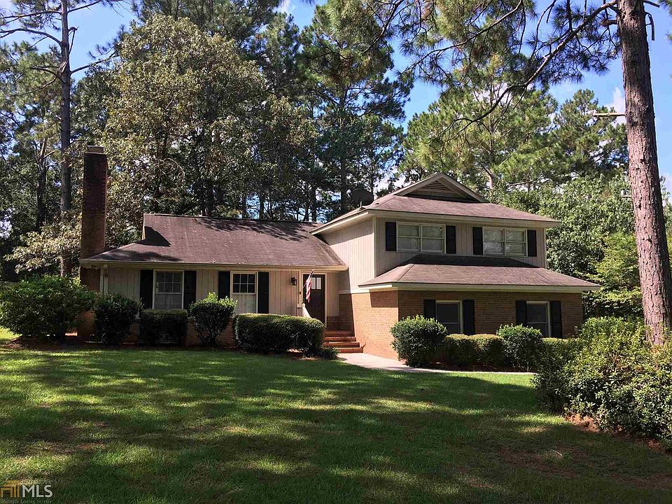 1st image of 105 Pine Bluff Dr