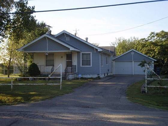 1st image of 1801 E Avenue G