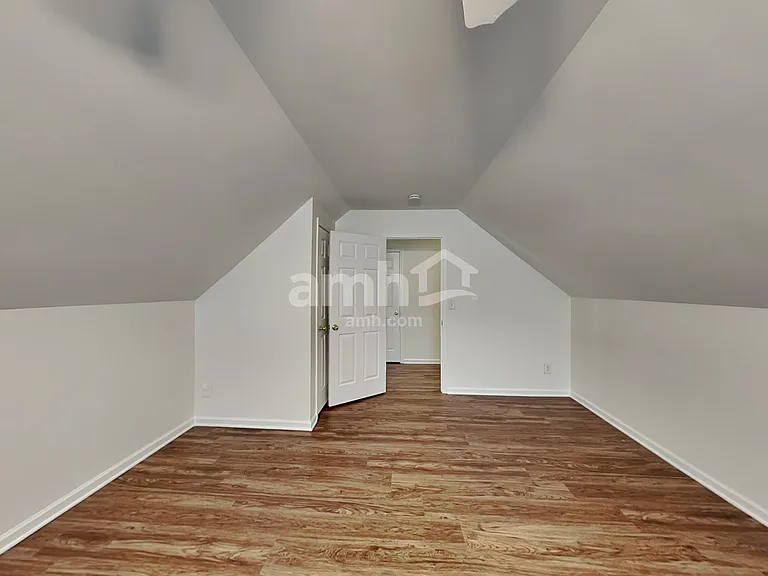 19140 Kanawha Dr — Photo 23