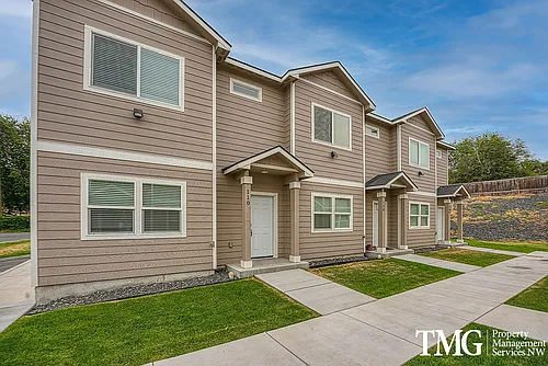 Kennewick Heights on 7th Avenue Photo 1