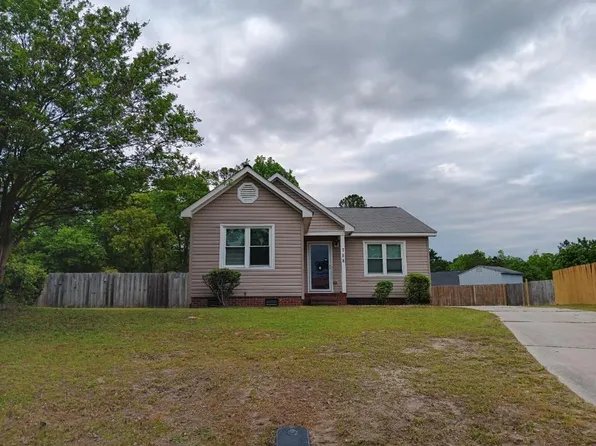 758 Chevy Chase St, Fayetteville, NC 28306