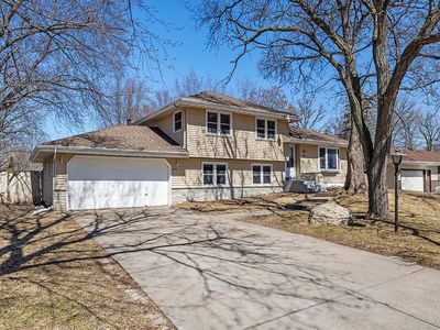 6516 74th Ave N, Brooklyn Park, MN, 55428