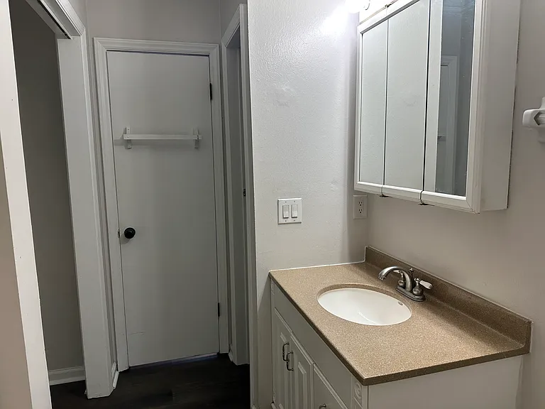 2412 Ionic Ct — Photo 12