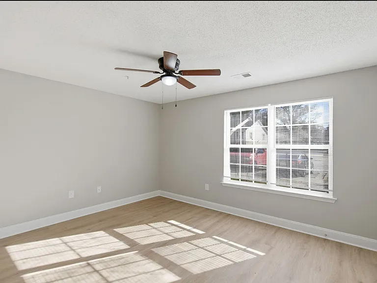 Cottonwood Estates — Photo 38