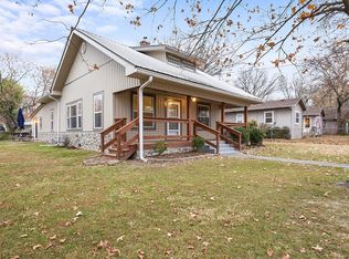 1020 S 3rd St, Rogers, AR 72756