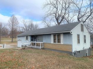 7125 Raytown Rd, Raytown, MO 64133