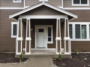 1643 Burnside Pl UNIT B, Dupont, WA 98327