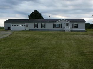 208 Lyter Rd, Colon, MI 49028