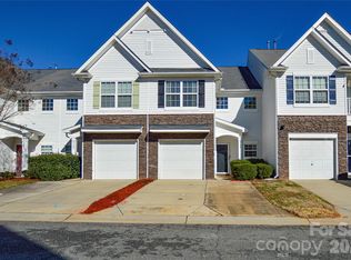 2126 Shady Pond Dr, Clover, SC