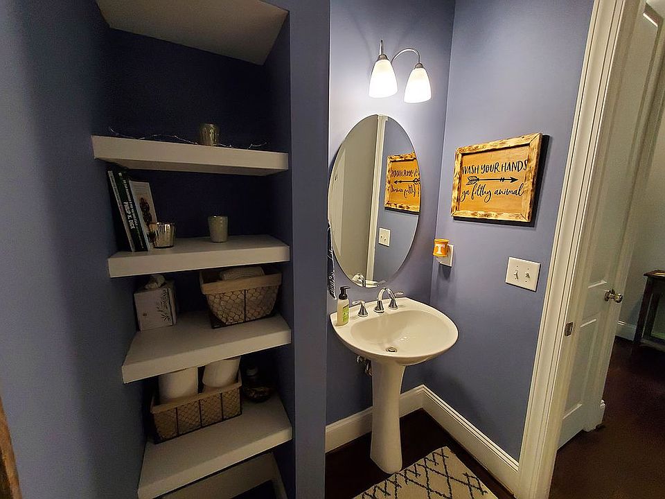 Half bath down stairs