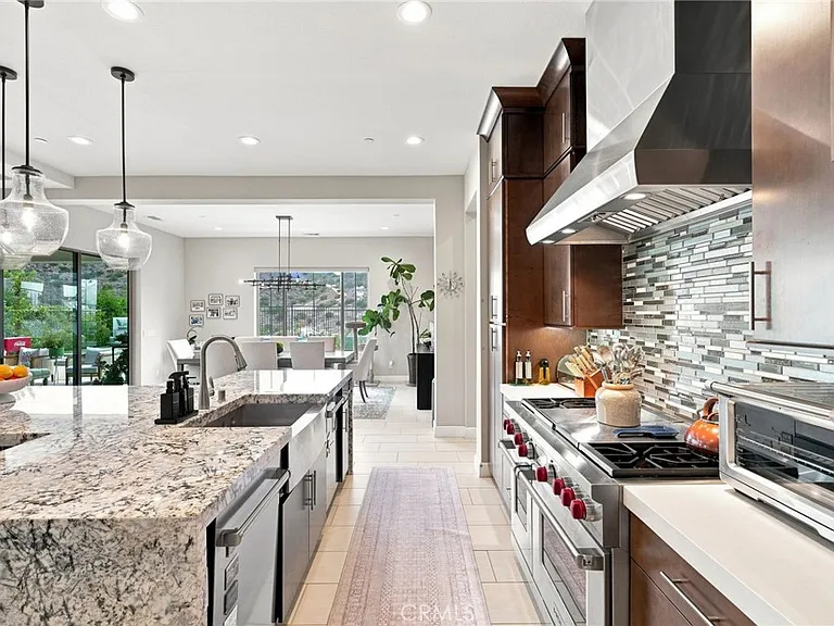 24357 W Clear Creek Pl — Photo 18