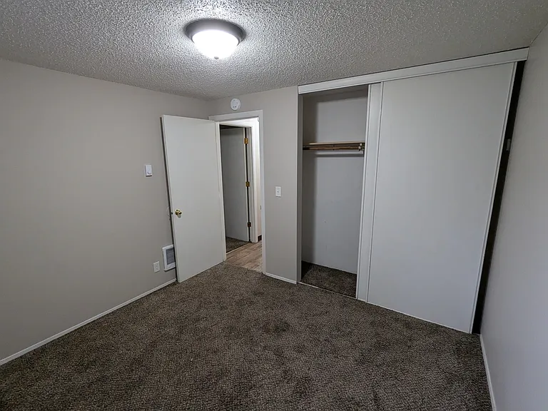 5204 Windsor Island Rd N #A — Photo 16