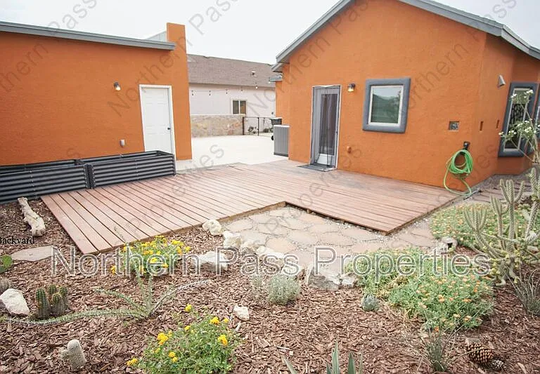 14364 Tobe Davis — Photo 24