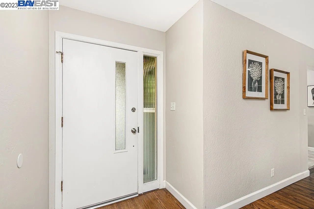 578 Meadowlark St — Photo 4