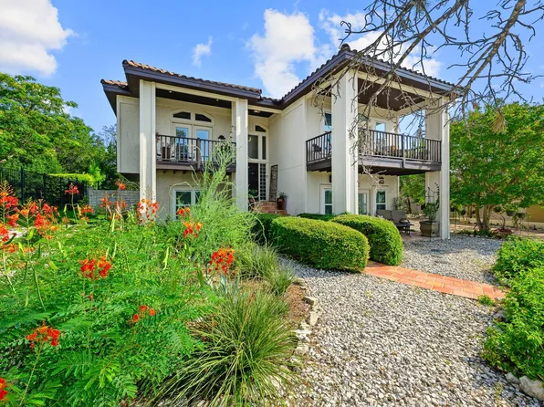 112 Javelin Dr, Lakeway, TX 78734