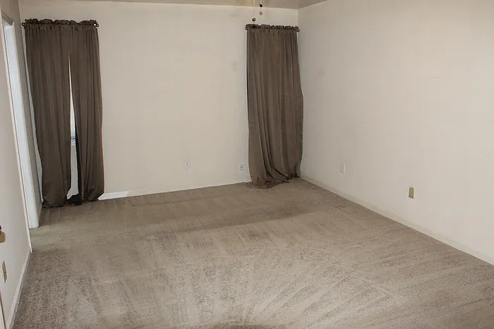 3 bed, 2.0 bath, 1615 sqft, $1,695 — Photo 3