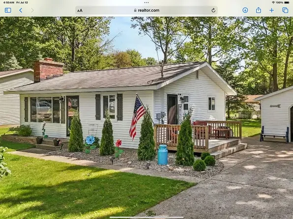 240 Chippewa Trl, Prudenville, MI 48651