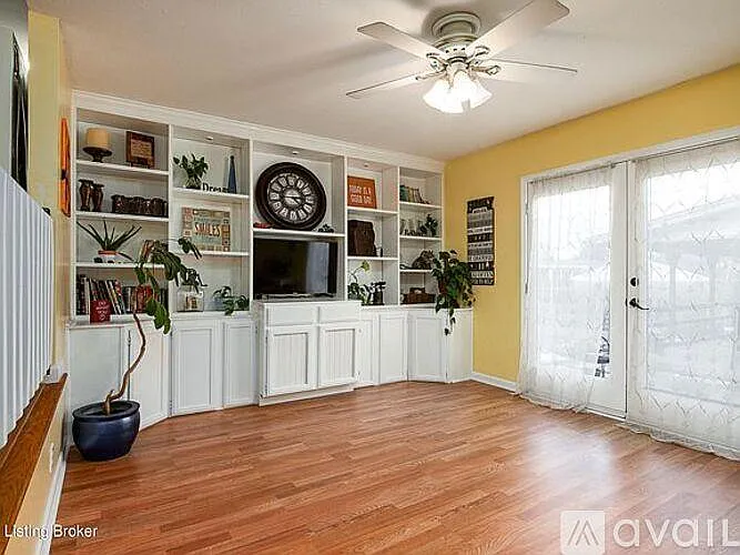 9324 Fairground Rd — Photo 2