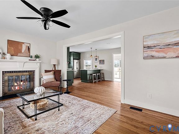5th image of 2505 Lincoln Ave
