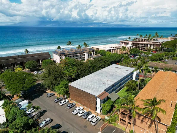 3750 Lower Honoapiilani Rd APT 206, Lahaina, HI 96761