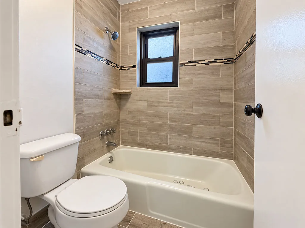 Apartment for Rent — Photo 4