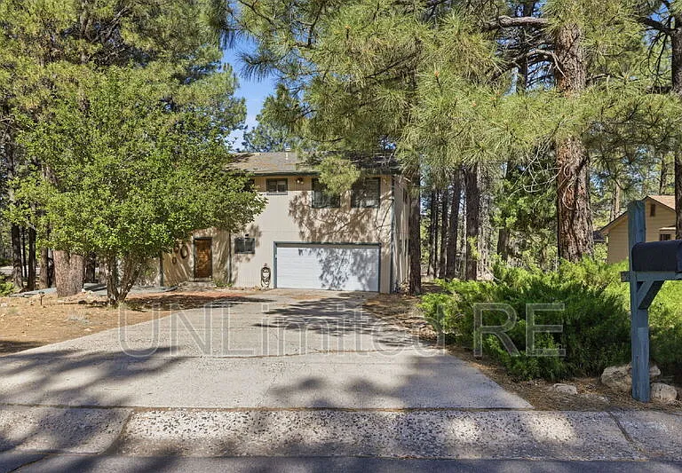 1410 N Inverrary Way — Photo 5