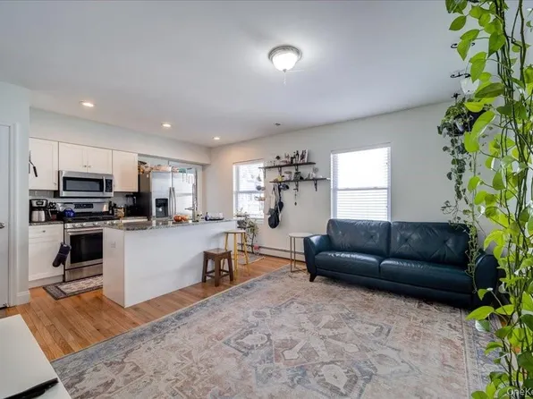 82 Broadway APT 2, Ossining, NY 10562