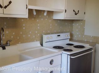 832 NE Baker St APT 1, McMinnville, OR