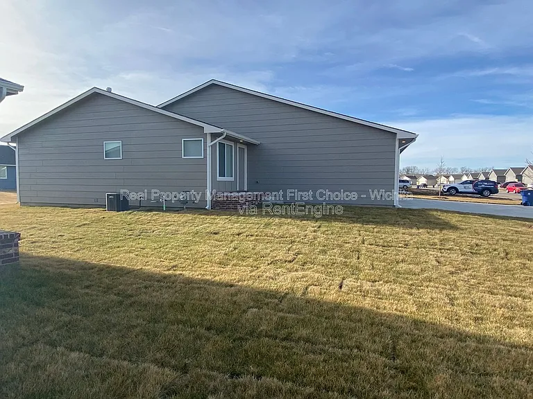 10607 E Kinkaid Ave — Photo 20
