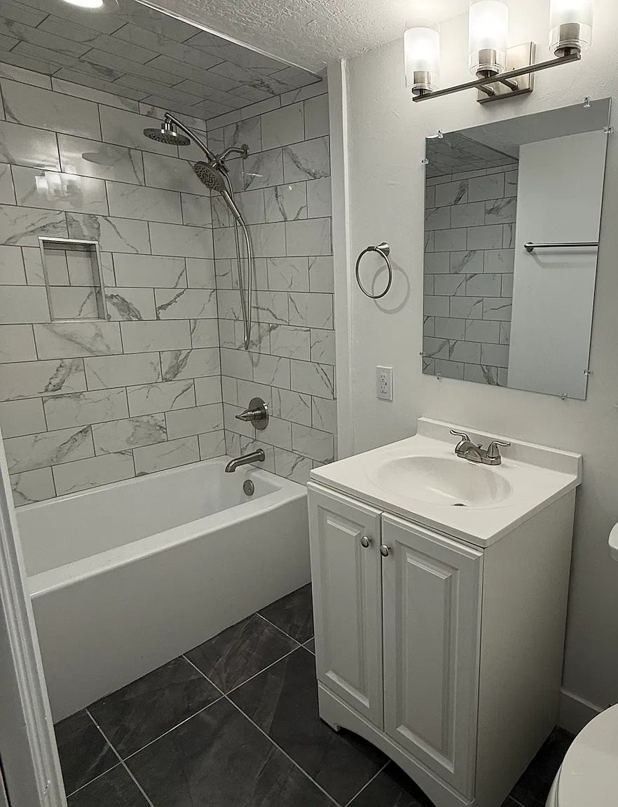 2 bed, $1,600 — Photo 4