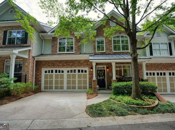 1203 Glenridge Pl, Sandy Springs, GA 30342