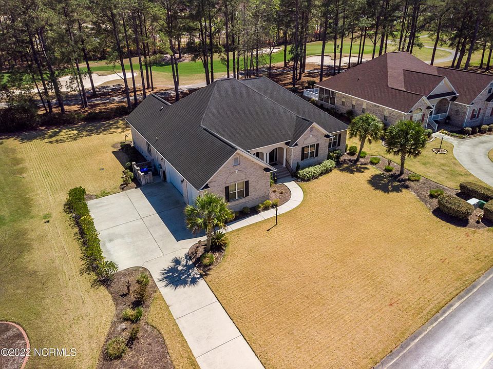 1073 Meadowlands Trail NW, Calabash, NC 28467 Zillow