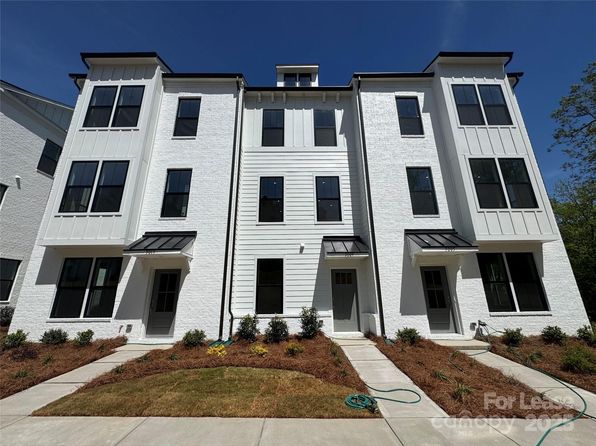 5009 Layman Dr