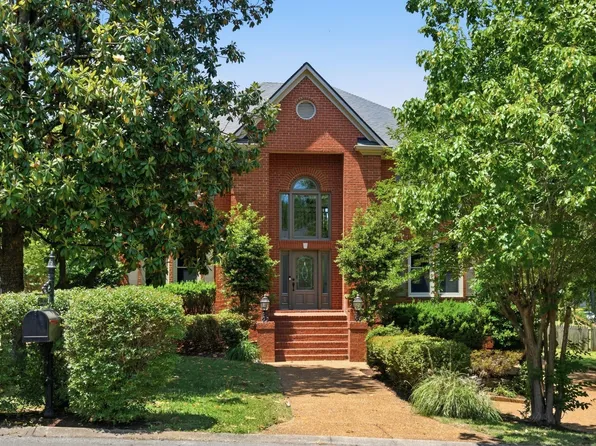 119 Sturbridge Dr, Franklin, TN 37064