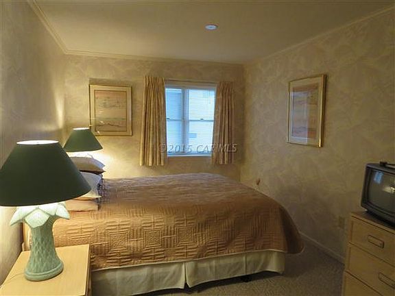 5th image of 12 63rd St Unit 105