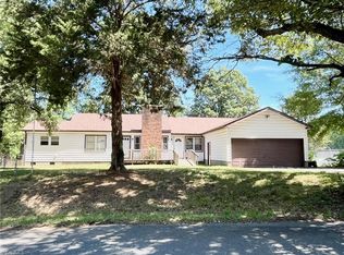 5589 Kerwin Cir, Kernersville, NC 27284