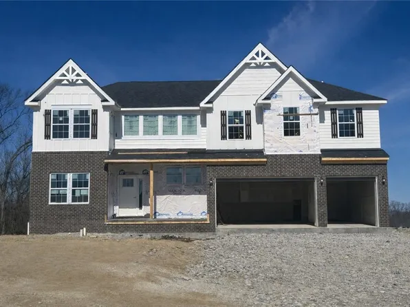 159 Victoria Dr, Coraopolis, PA 15108