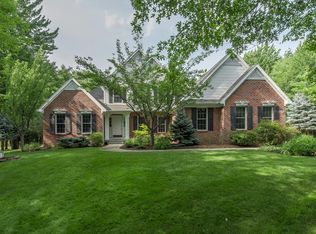 2218 N Rolling Ridge Dr, Midland, MI 48642