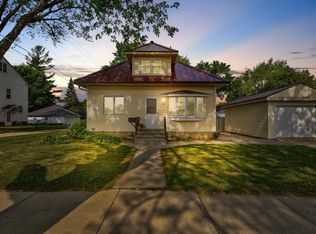 314 Forest St, Kenyon, MN 55946