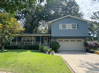 4636 Lawson Dr, Decatur, IL 62526