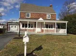 859 Lobelia Ave, Reading, PA