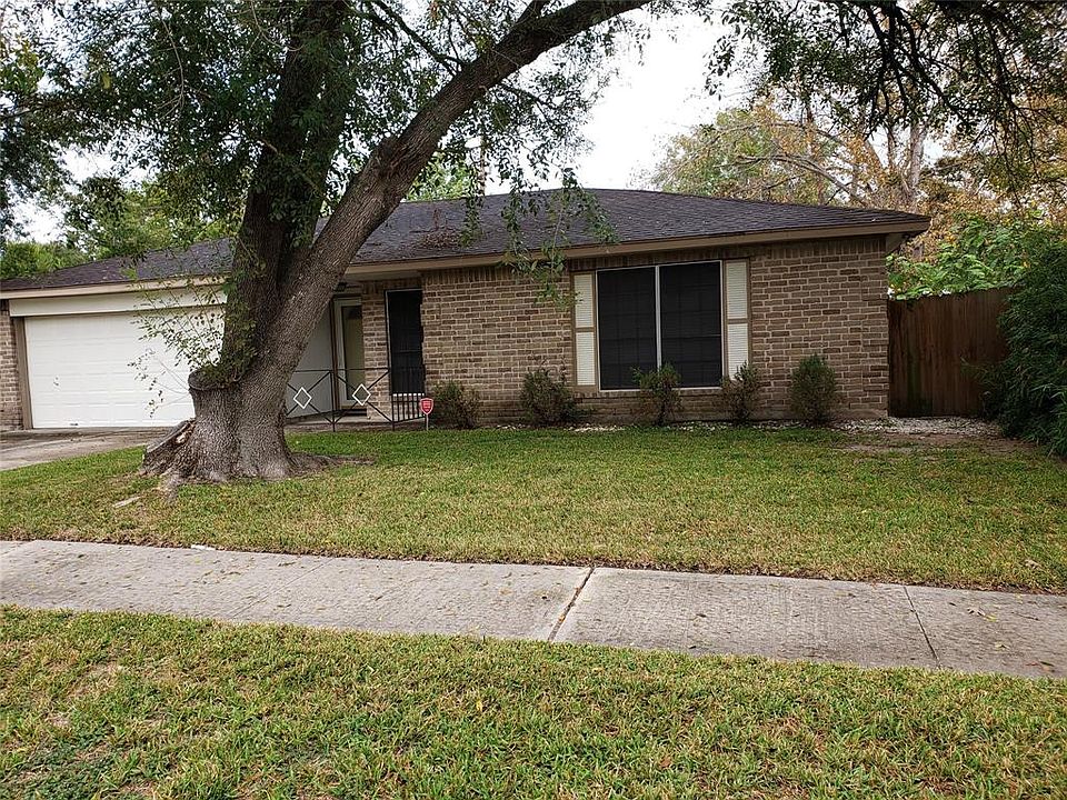 1st image of 10010 Appleridge Dr